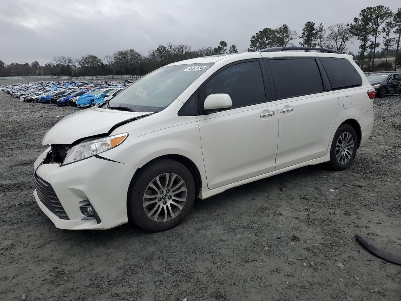 TOYOTA SIENNA 2019 5tdyz3dc8ks019815