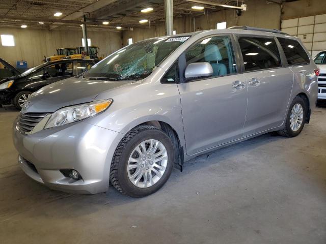 TOYOTA SIENNA XLE 2017 5tdyz3dc9hs817622