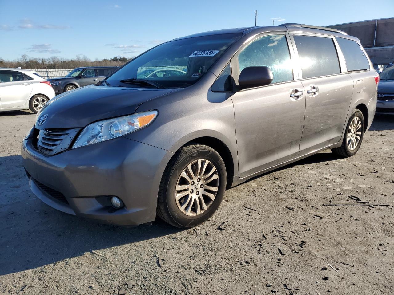 TOYOTA SIENNA 2017 5tdyz3dc9hs832234