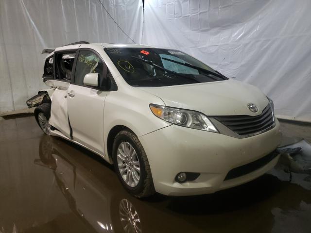 TOYOTA SIENNA XLE 2017 5tdyz3dc9hs862530