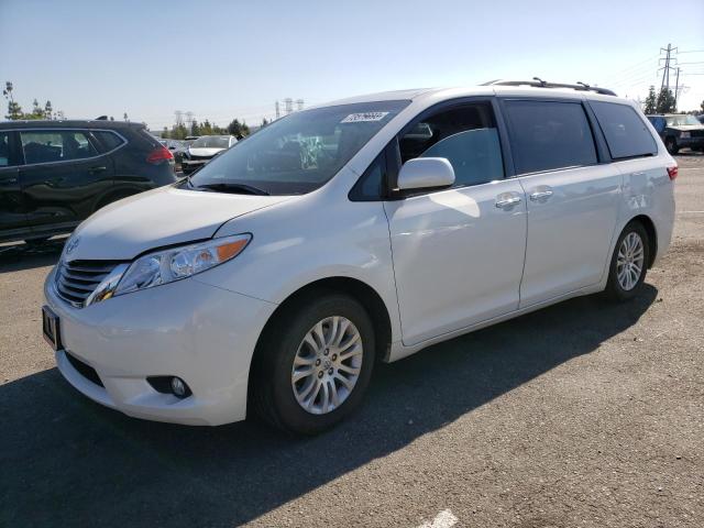 TOYOTA SIENNA XLE 2017 5tdyz3dc9hs893602