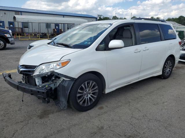 TOYOTA SIENNA XLE 2018 5tdyz3dc9js955408