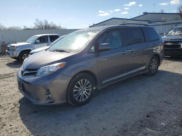 TOYOTA SIENNA XLE 2020 5tdyz3dc9ls041288