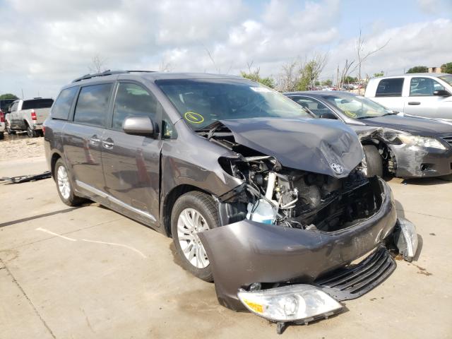 TOYOTA SIENNA XLE 2017 5tdyz3dcxhs767541