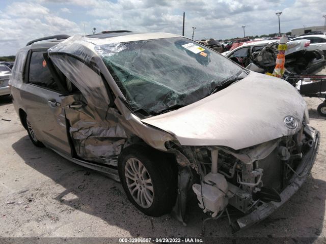 TOYOTA SIENNA 2017 5tdyz3dcxhs813384