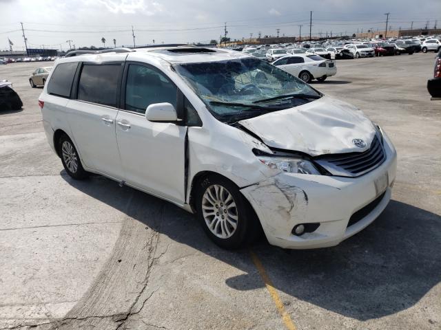 TOYOTA SIENNA XLE 2017 5tdyz3dcxhs852430