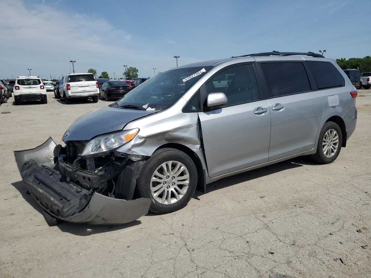 TOYOTA SIENNA 2017 5tdyz3dcxhs872564