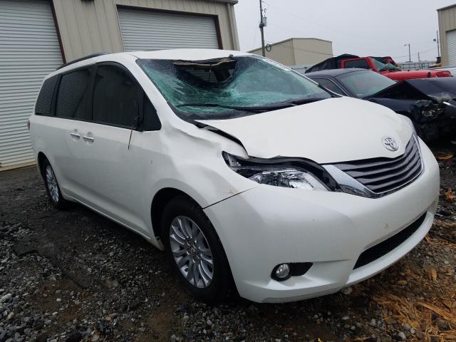 TOYOTA SIENNA XLE 2017 5tdyz3dcxhs893656