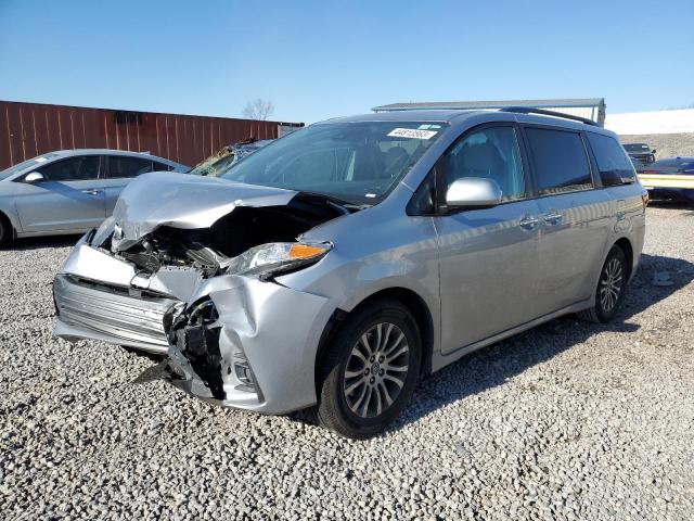 TOYOTA SIENNA XLE 2018 5tdyz3dcxjs904452