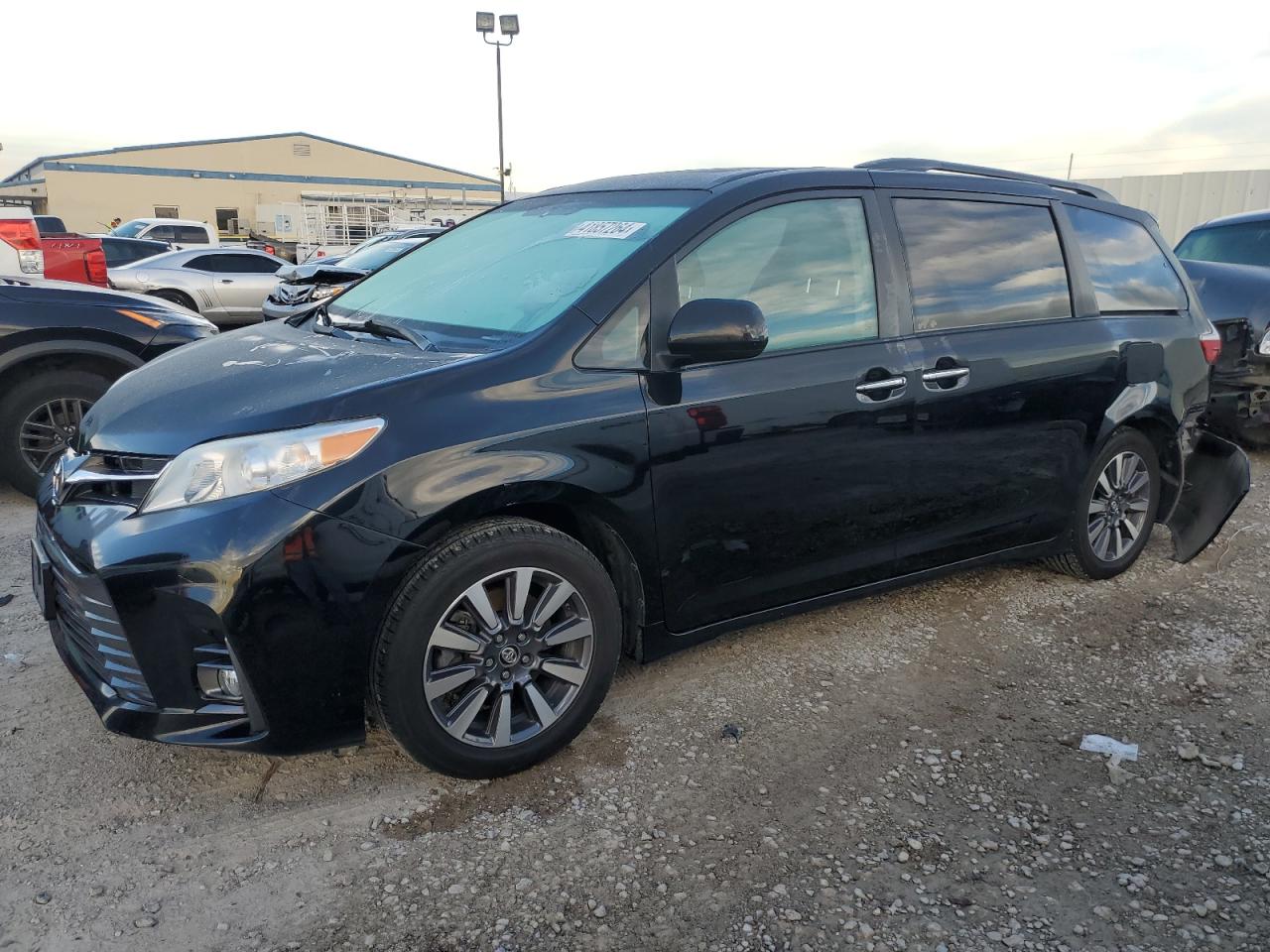 TOYOTA SIENNA 2018 5tdyz3dcxjs923776