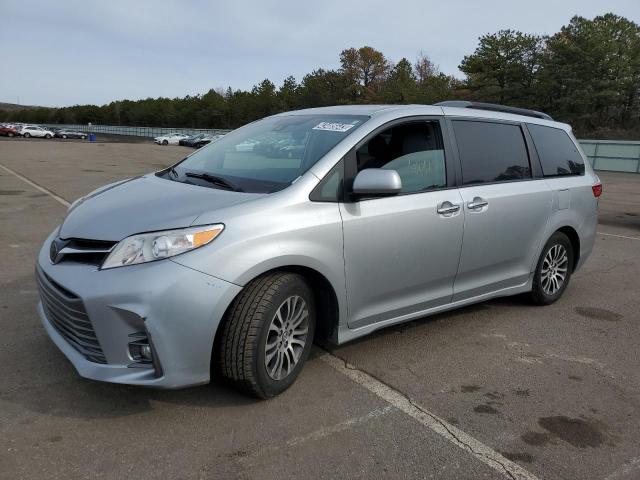 TOYOTA SIENNA XLE 2019 5tdyz3dcxks979010