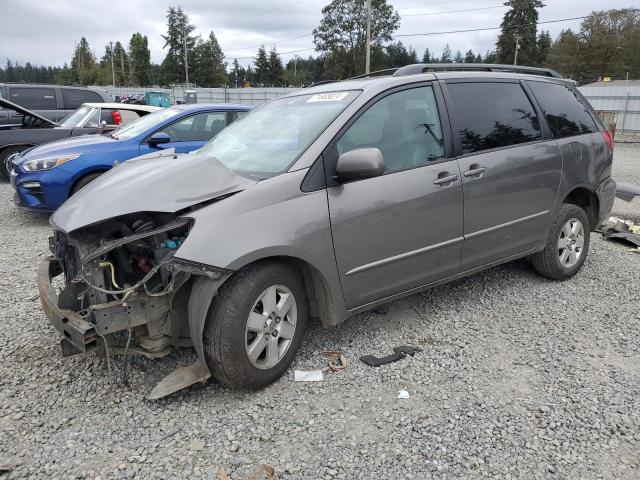 TOYOTA SIENNA XLE 2004 5tdza22c04s184754