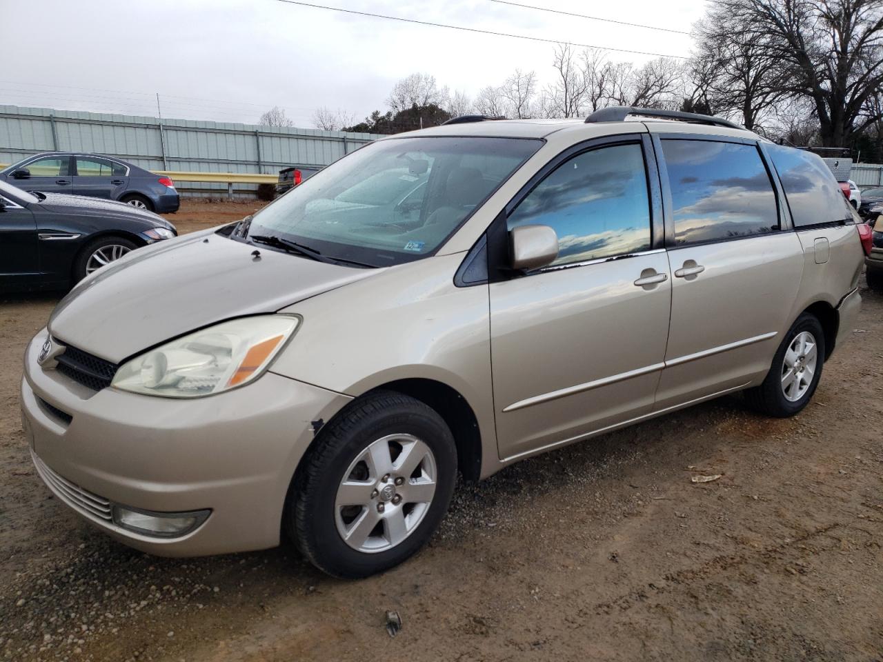 TOYOTA SIENNA 2004 5tdza22c04s189226