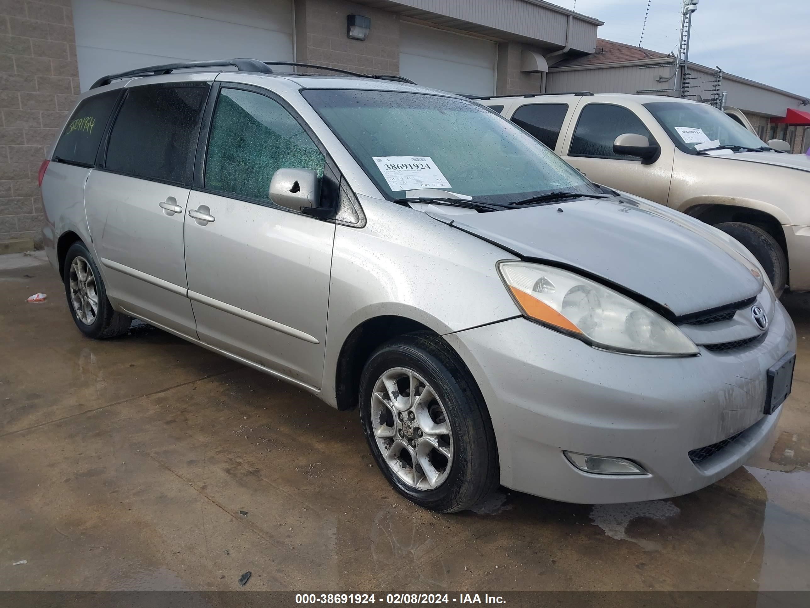 TOYOTA SIENNA 2006 5tdza22c06s539215