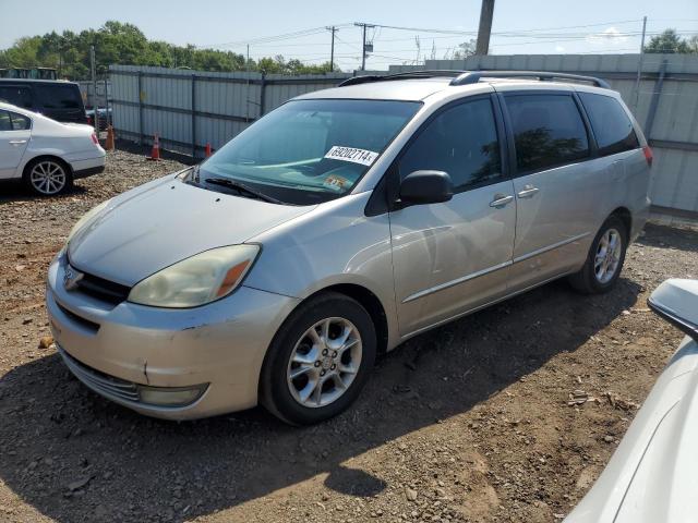 TOYOTA SIENNA XLE 2004 5tdza22c14s136101