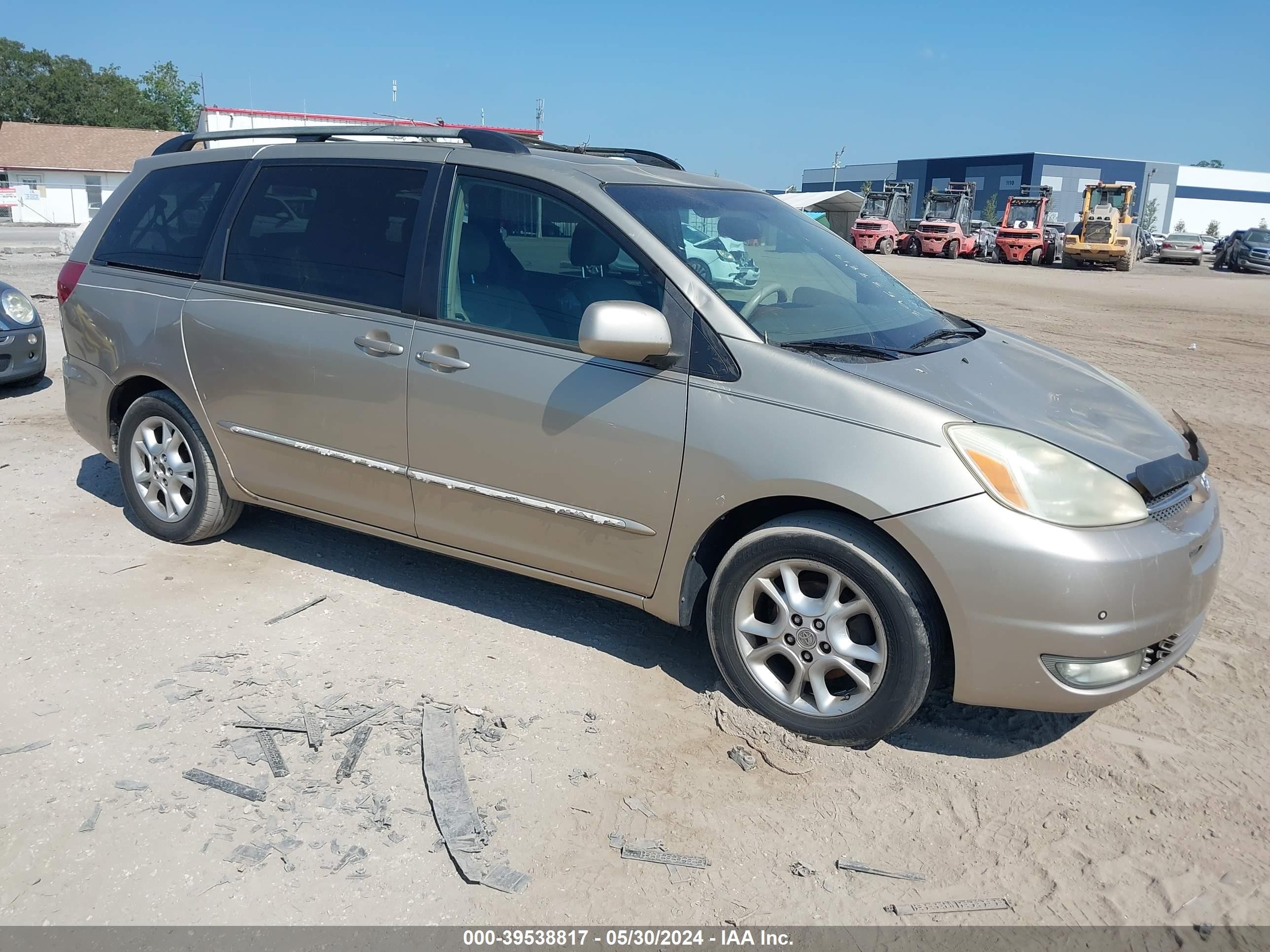 TOYOTA SIENNA 2005 5tdza22c15s242789