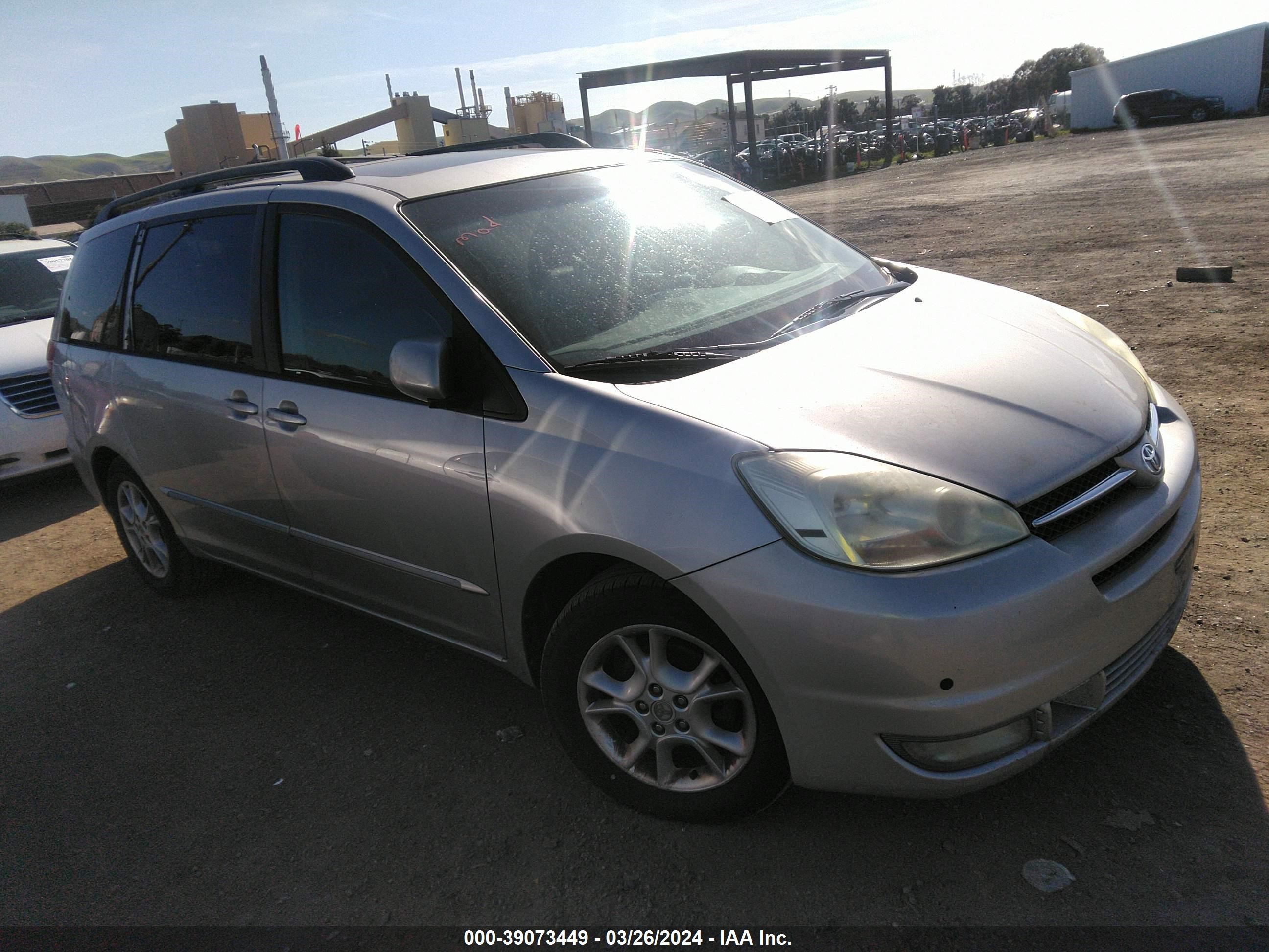 TOYOTA SIENNA 2004 5tdza22c24s039800