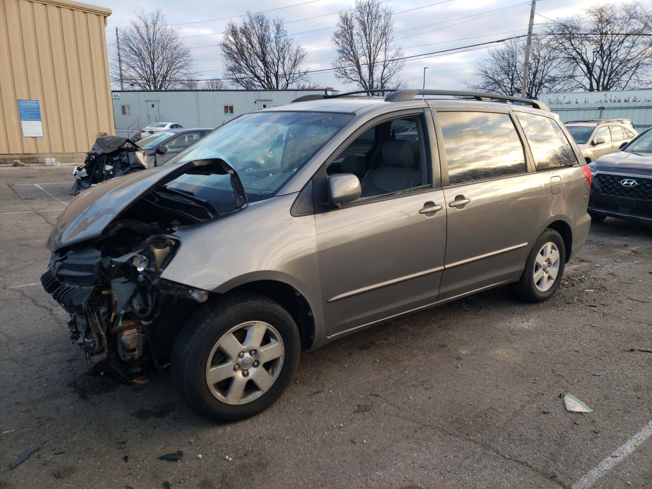 TOYOTA SIENNA 2004 5tdza22c24s061165