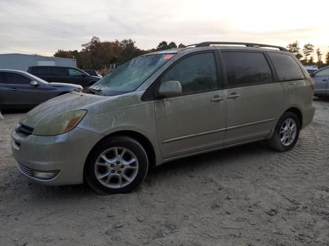 TOYOTA SIENNA XLE 2004 5tdza22c24s159807