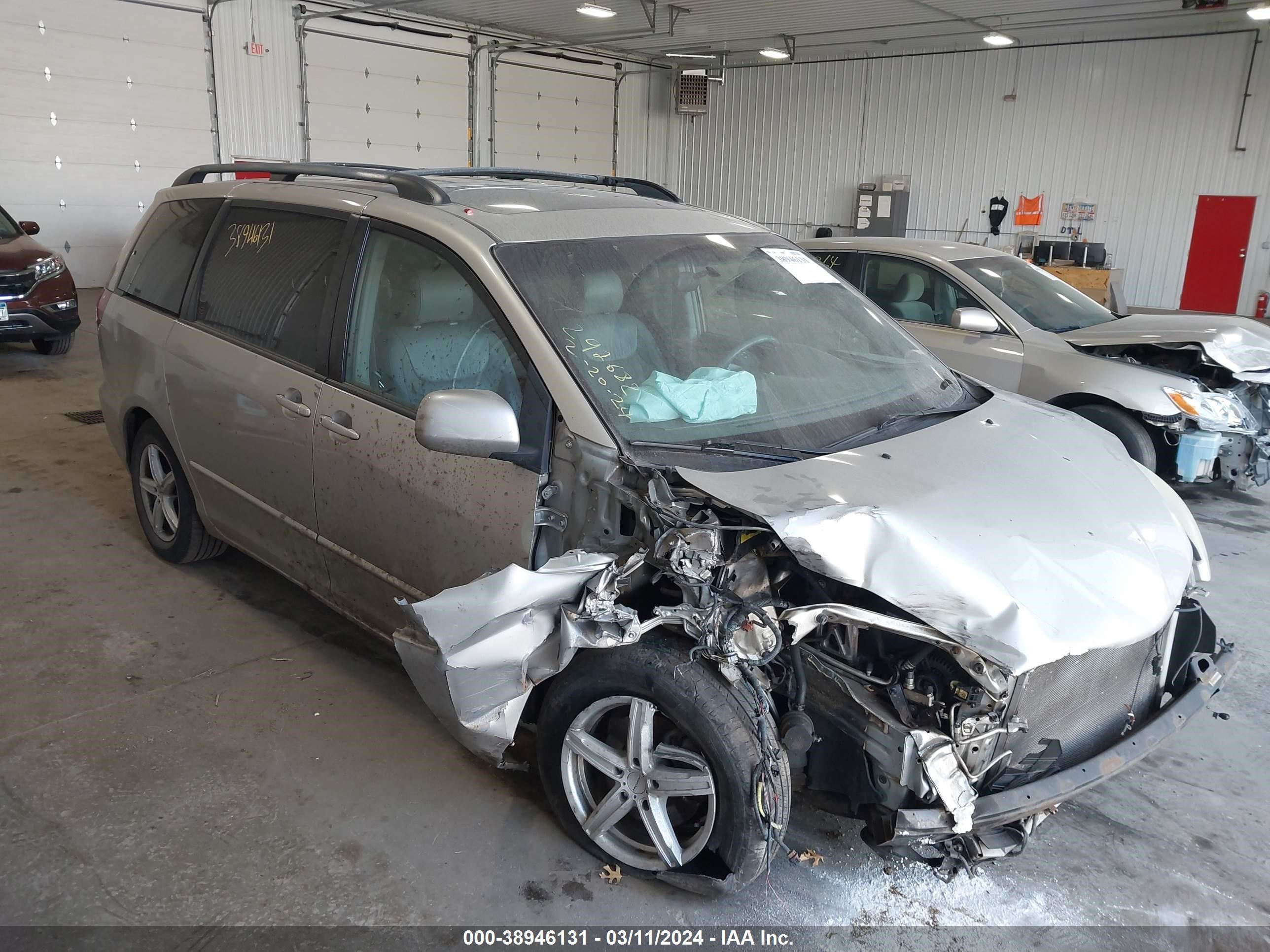 TOYOTA SIENNA 2004 5tdza22c24s214806