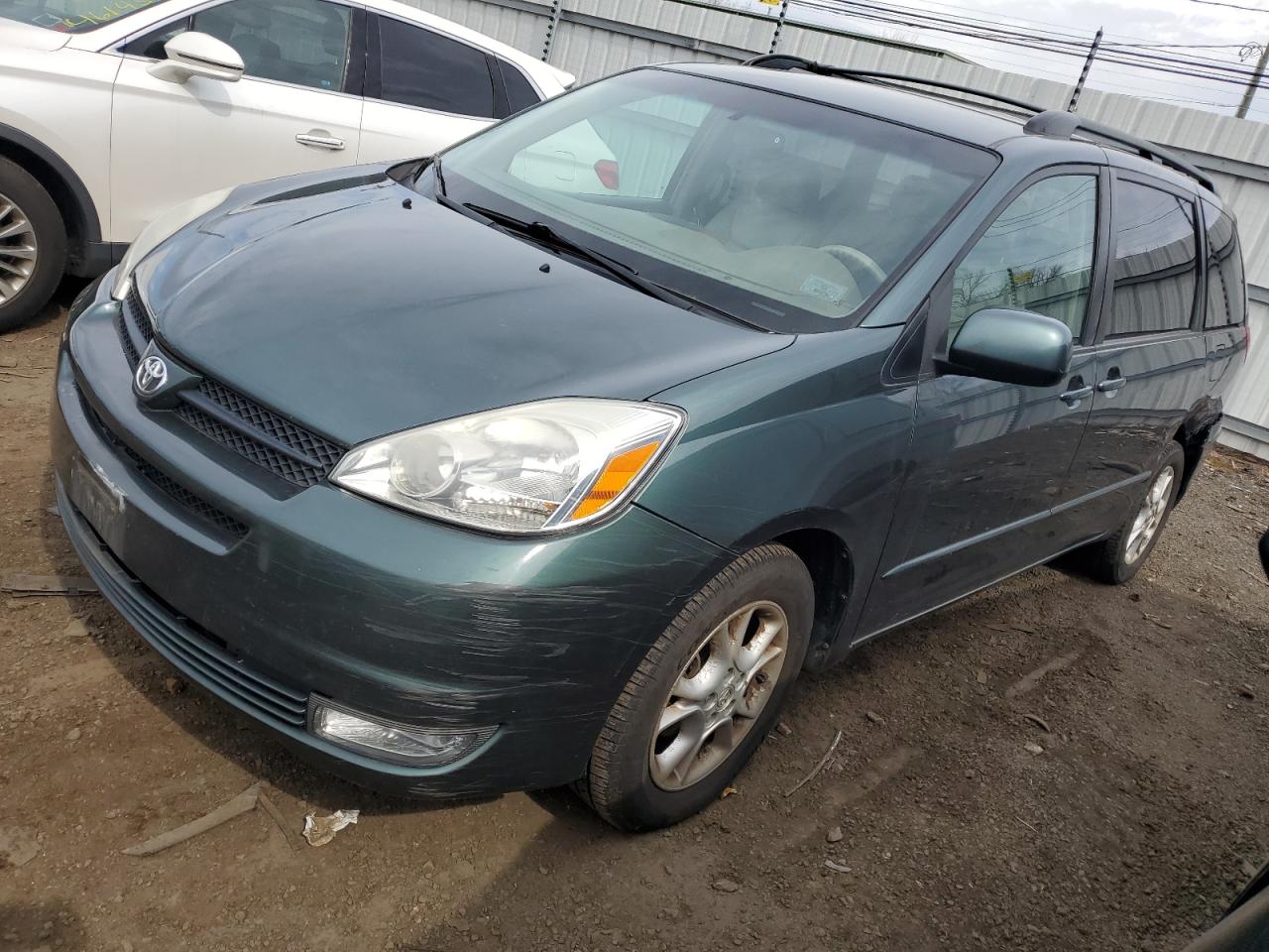 TOYOTA SIENNA 2005 5tdza22c25s311733