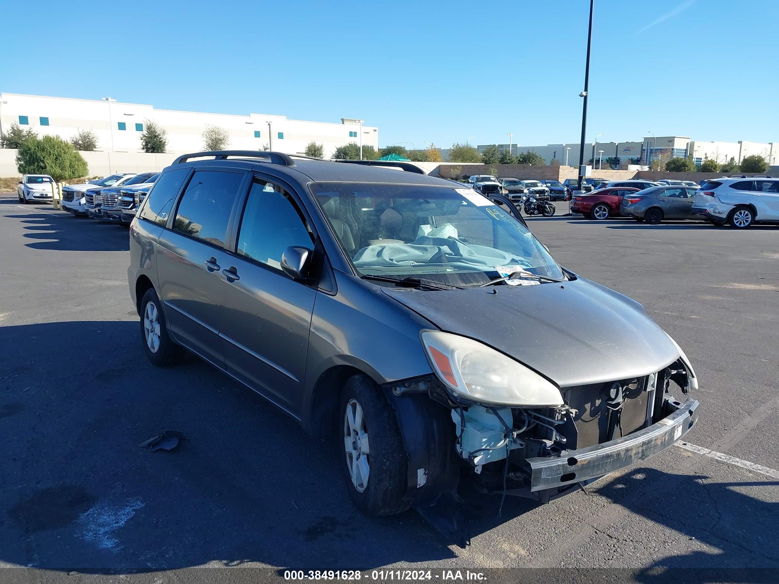 TOYOTA SIENNA 2004 5tdza22c34s037425