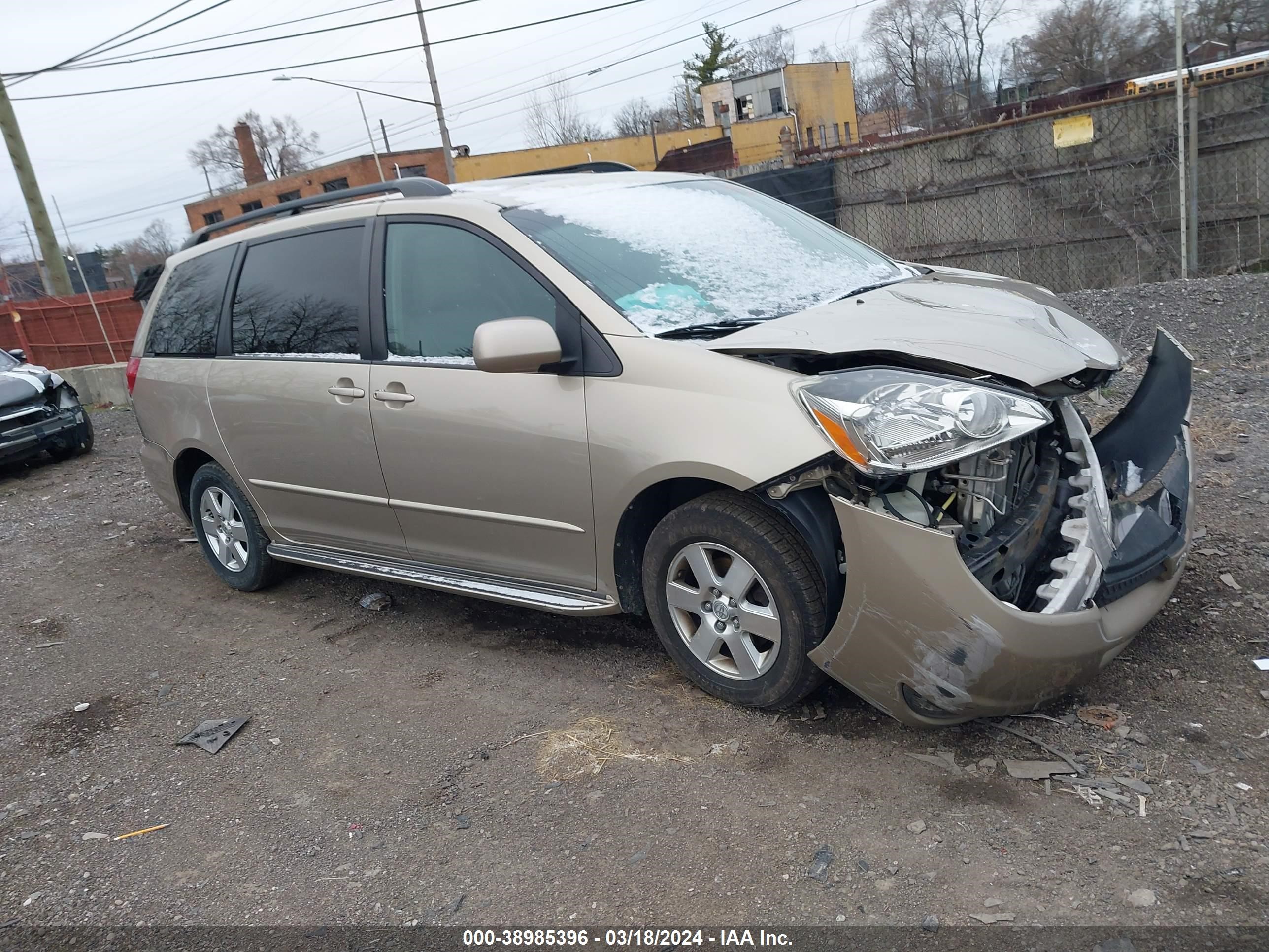 TOYOTA SIENNA 2004 5tdza22c34s165387