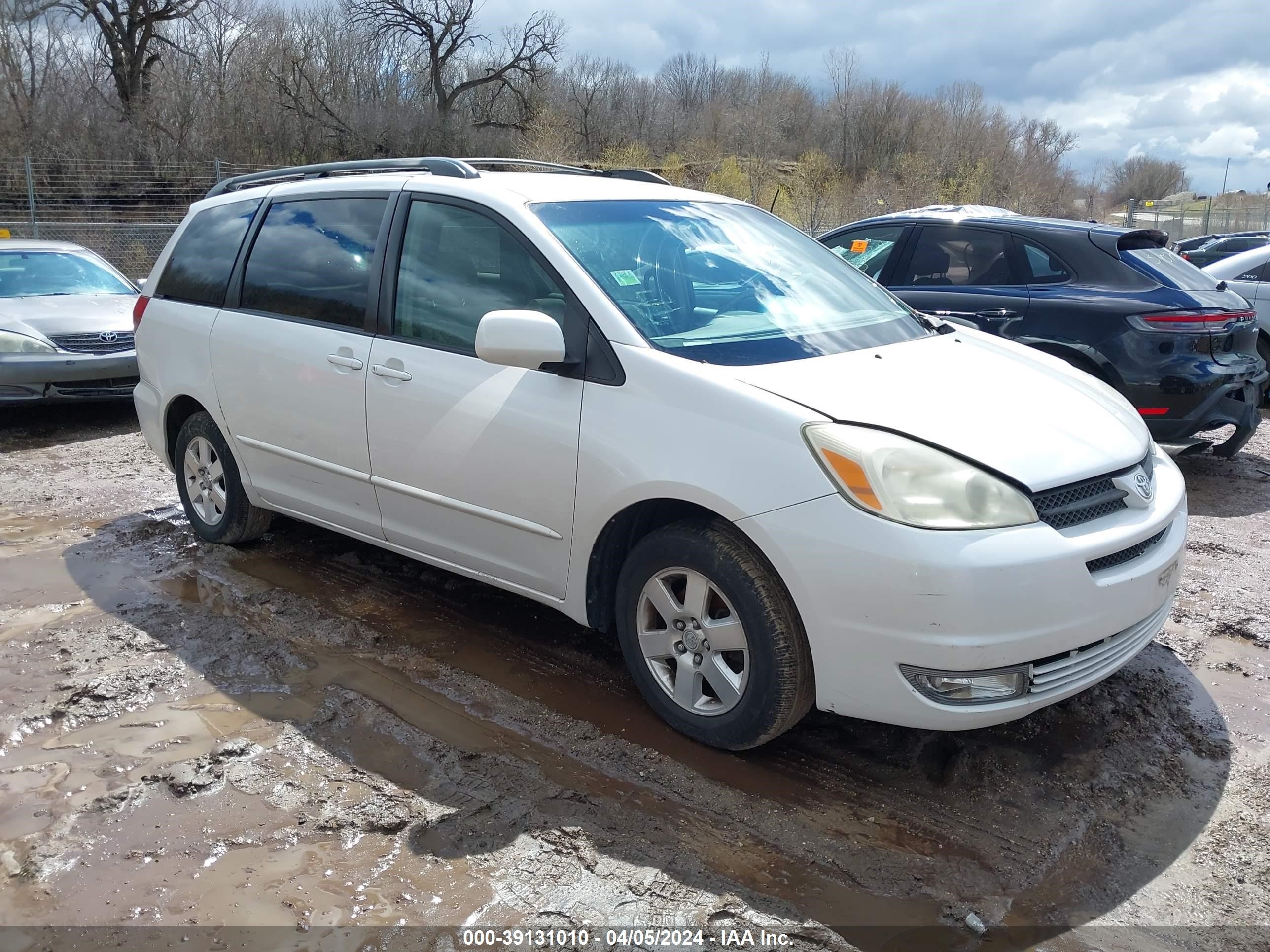 TOYOTA SIENNA 2004 5tdza22c34s182397