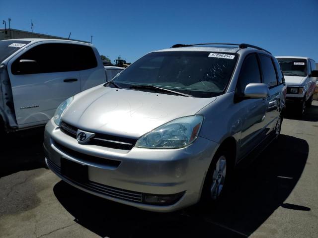 TOYOTA SIENNA XLE 2004 5tdza22c44s046232