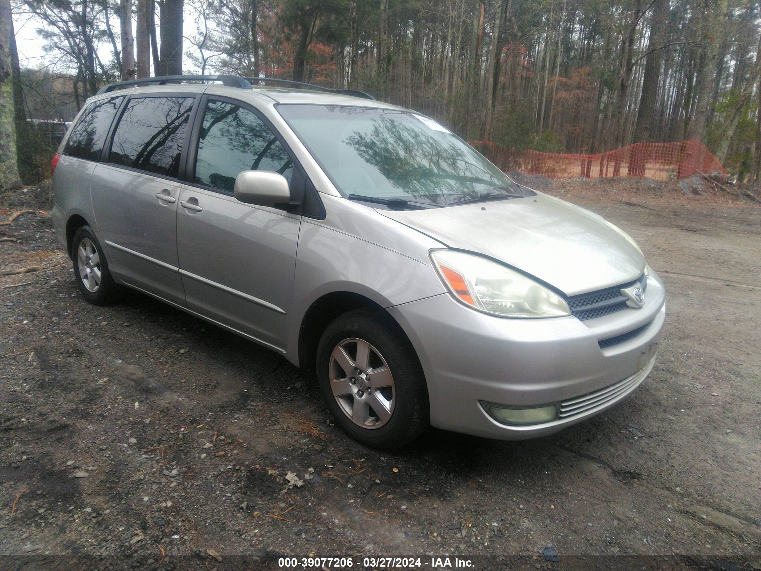 TOYOTA SIENNA 2004 5tdza22c44s101620