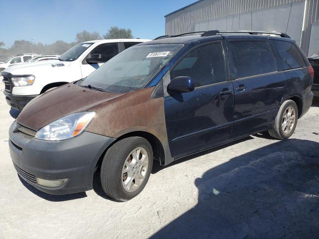 TOYOTA SIENNA XLE 2004 5tdza22c44s210580