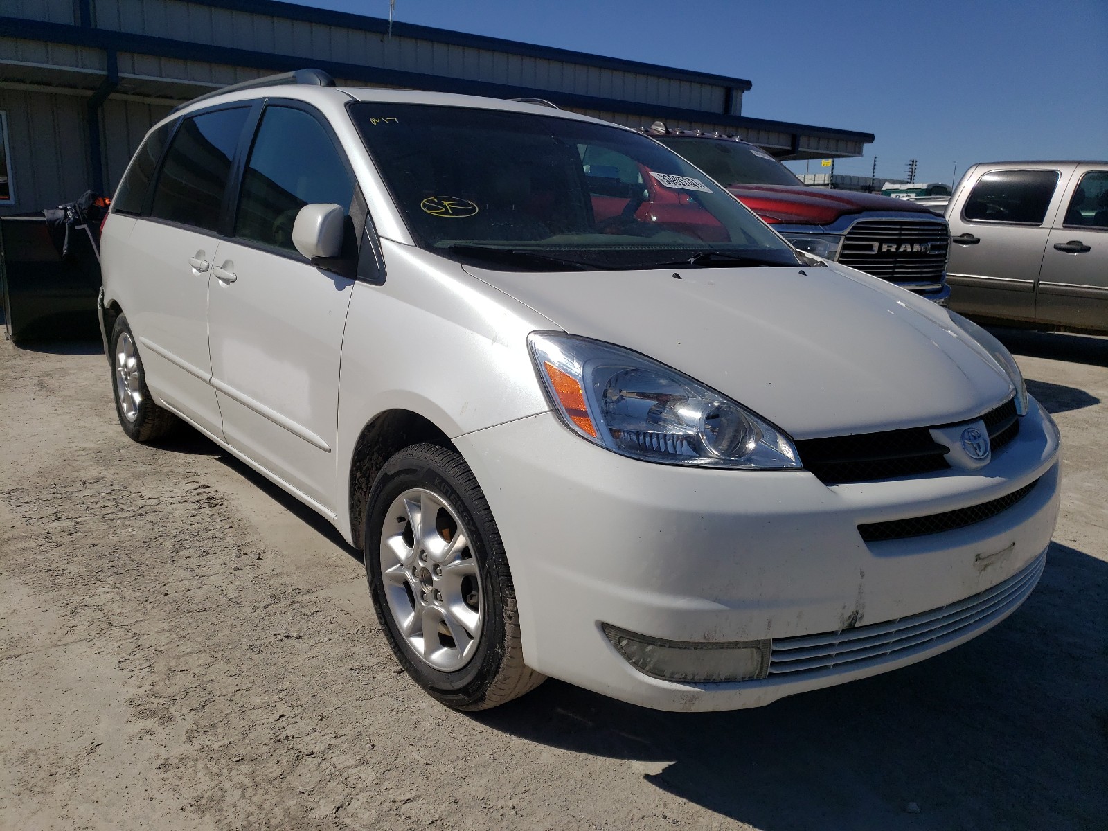 TOYOTA SIENNA XLE 2005 5tdza22c45s251602