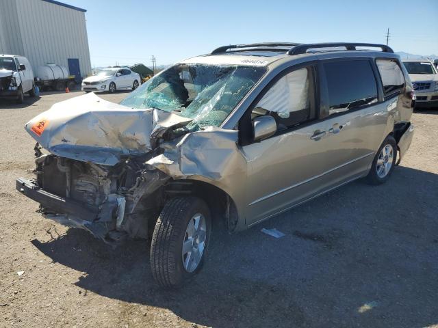 TOYOTA SIENNA XLE 2004 5tdza22c54s204870