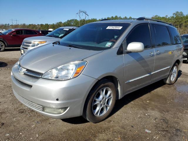 TOYOTA SIENNA XLE 2004 5tdza22c54s220244