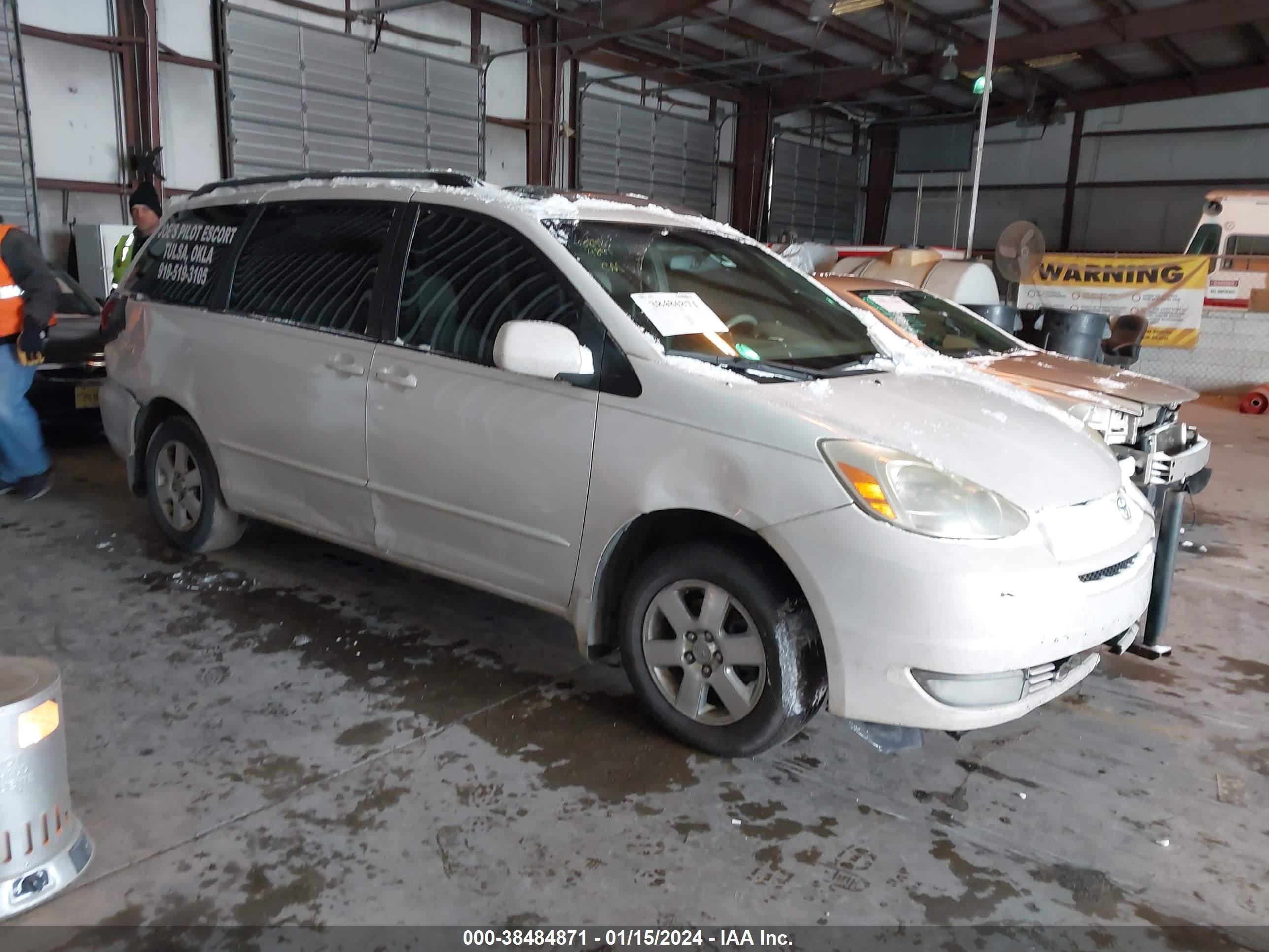 TOYOTA SIENNA 2005 5tdza22c55s352499