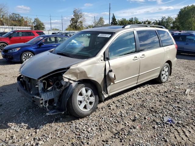 TOYOTA SIENNA XLE 2004 5tdza22c64s138667