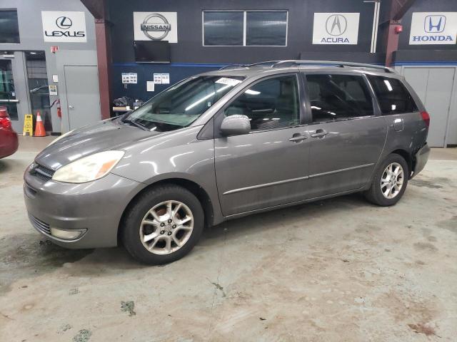 TOYOTA SIENNA XLE 2004 5tdza22c64s219037