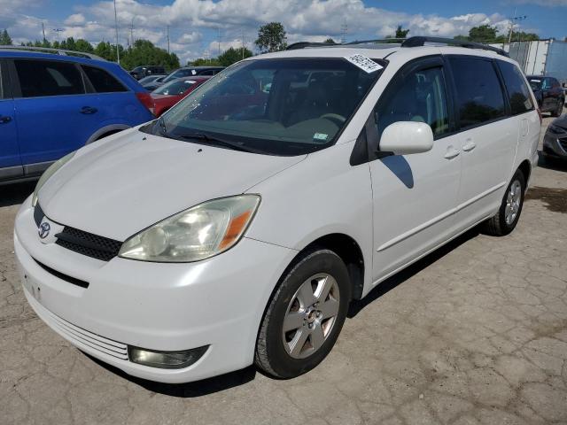 TOYOTA SIENNA XLE 2004 5tdza22c74s128729