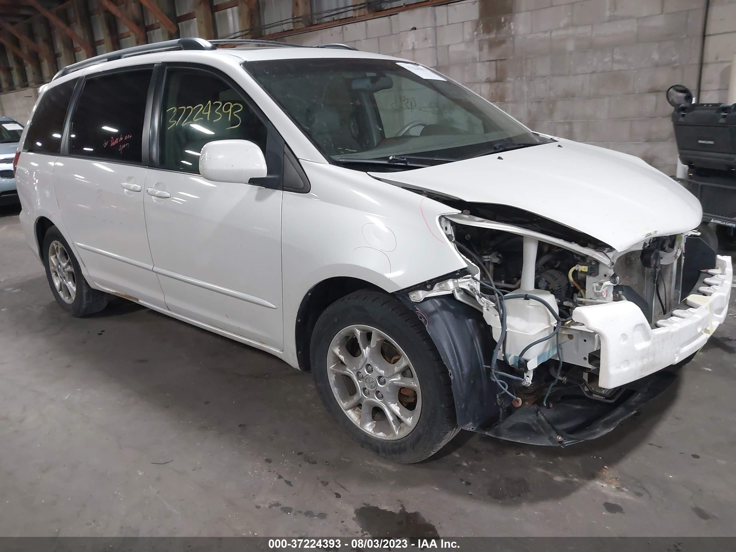 TOYOTA SIENNA 2005 5tdza22c75s240691