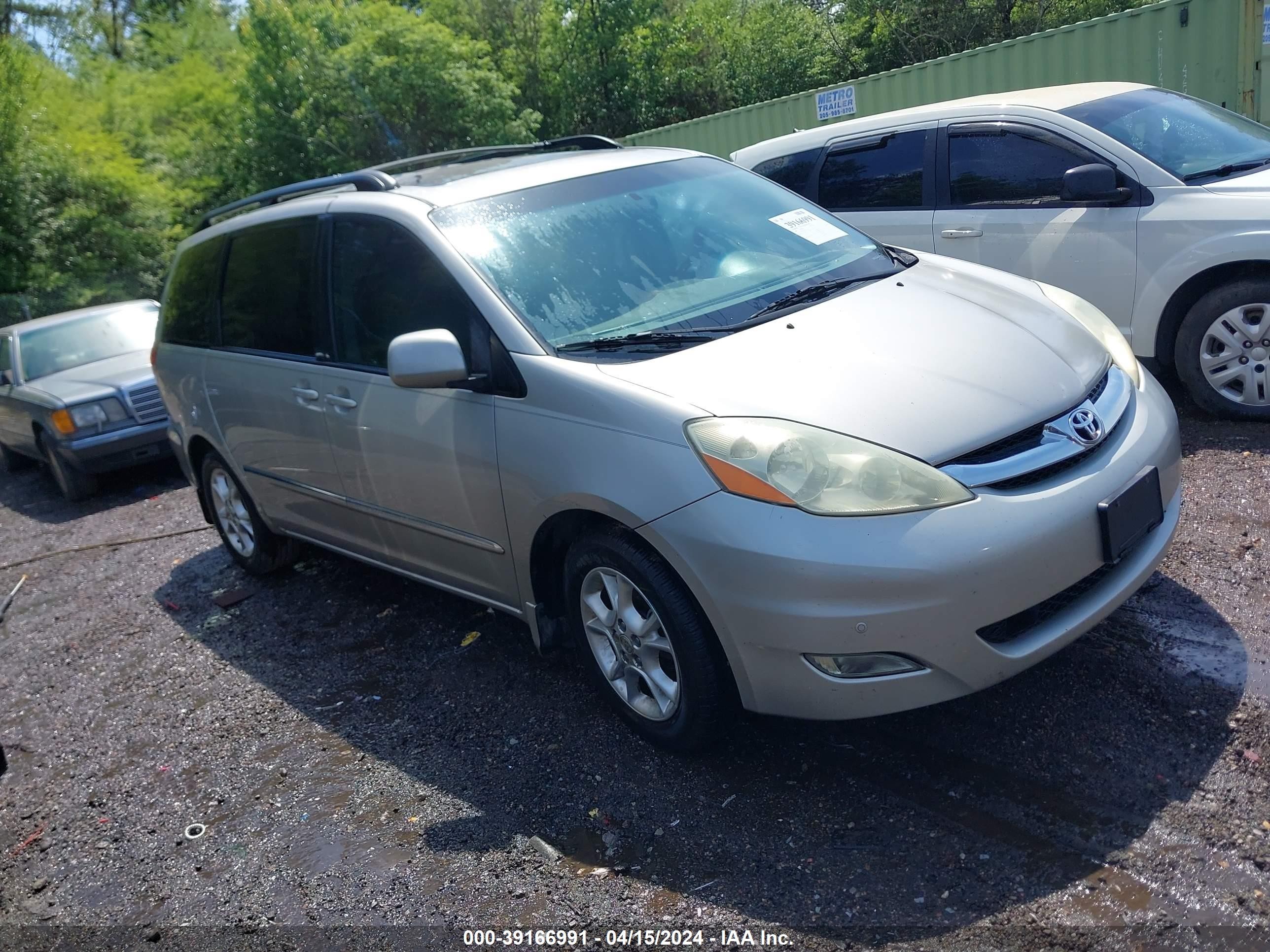 TOYOTA SIENNA 2006 5tdza22c76s517423