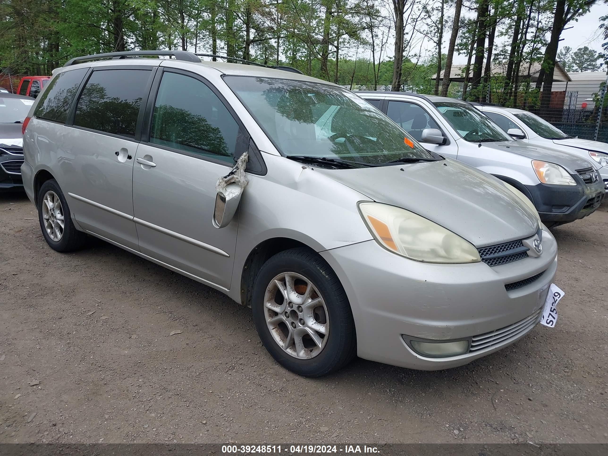 TOYOTA SIENNA 2004 5tdza22c84s160850