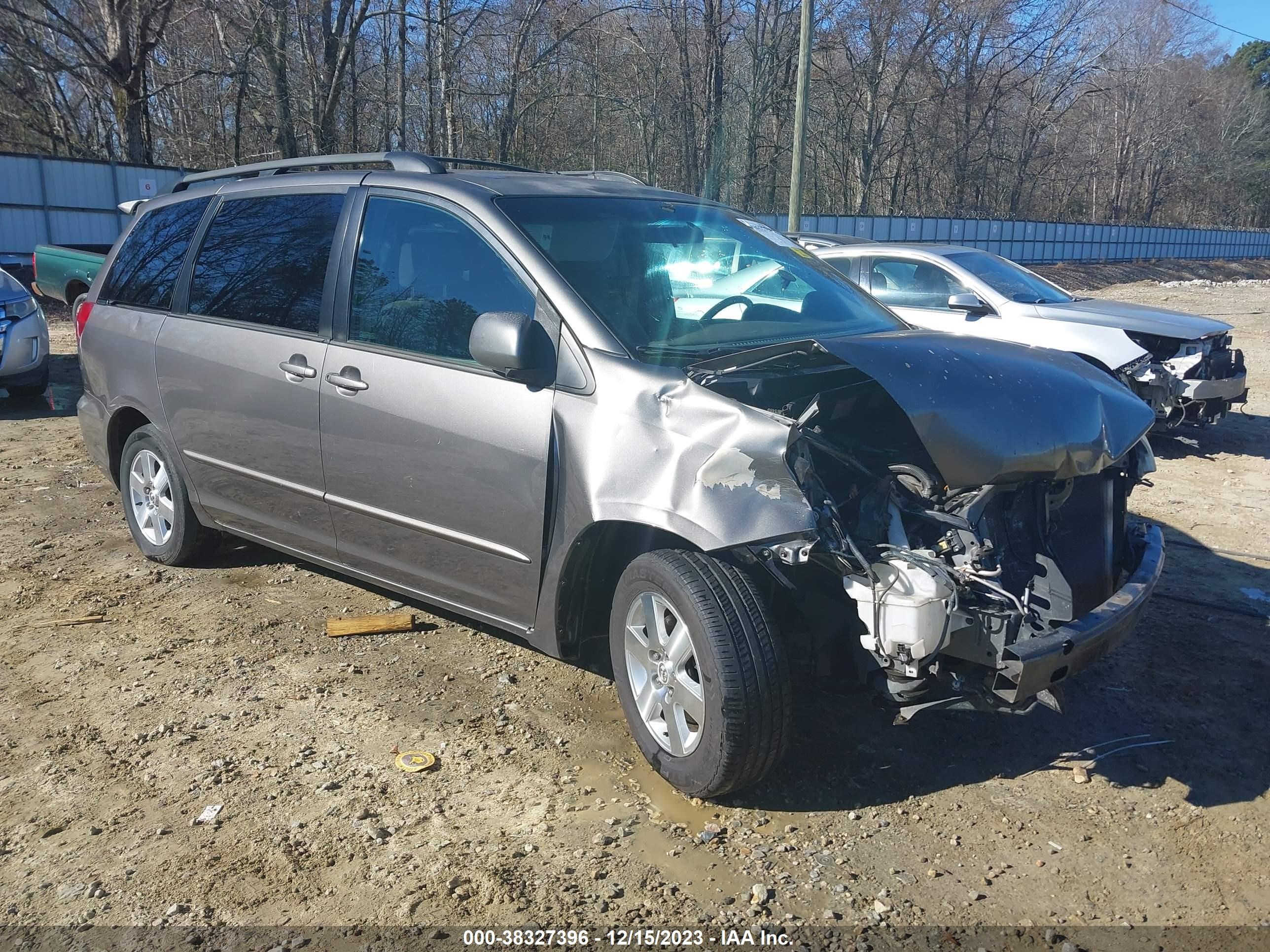 TOYOTA SIENNA 2005 5tdza22c85s294095