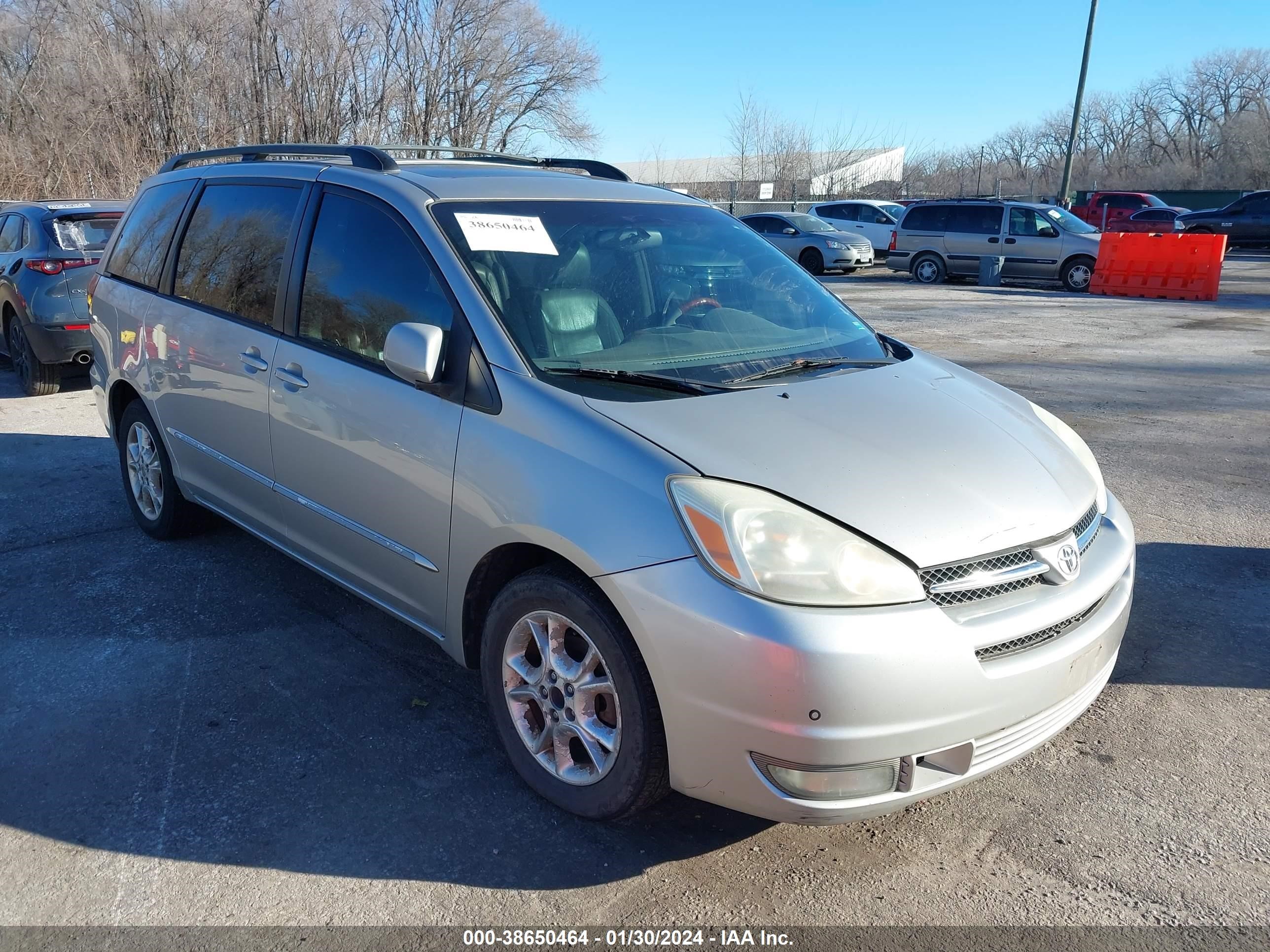 TOYOTA SIENNA 2005 5tdza22c85s310523