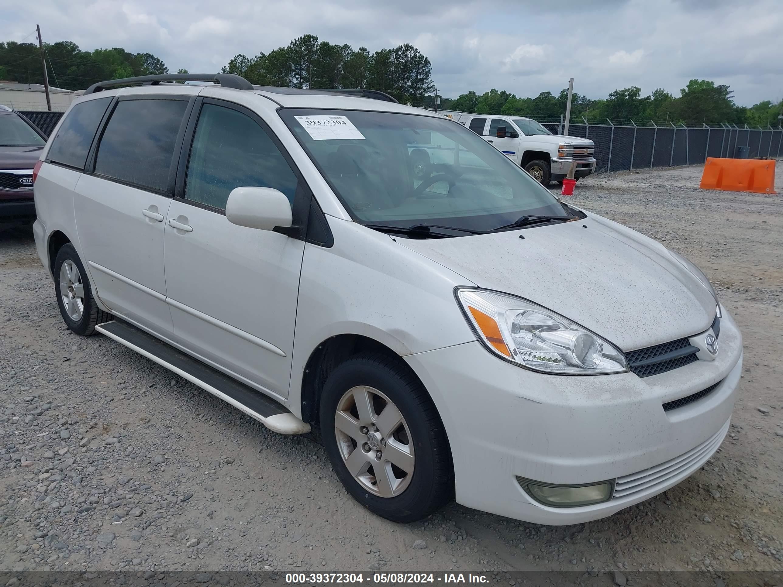 TOYOTA SIENNA 2004 5tdza22c94s114329