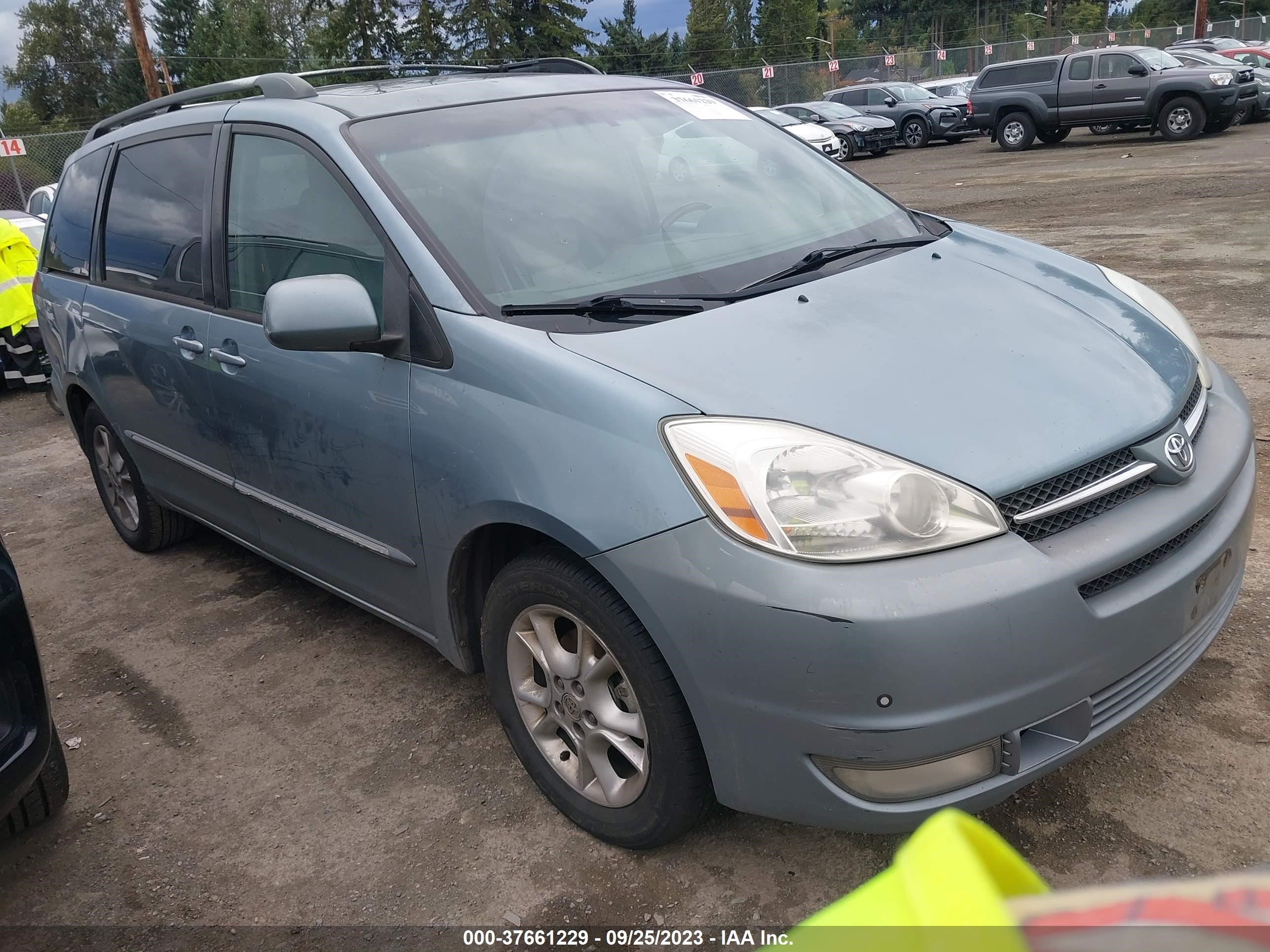 TOYOTA SIENNA 2005 5tdza22cx5s352093