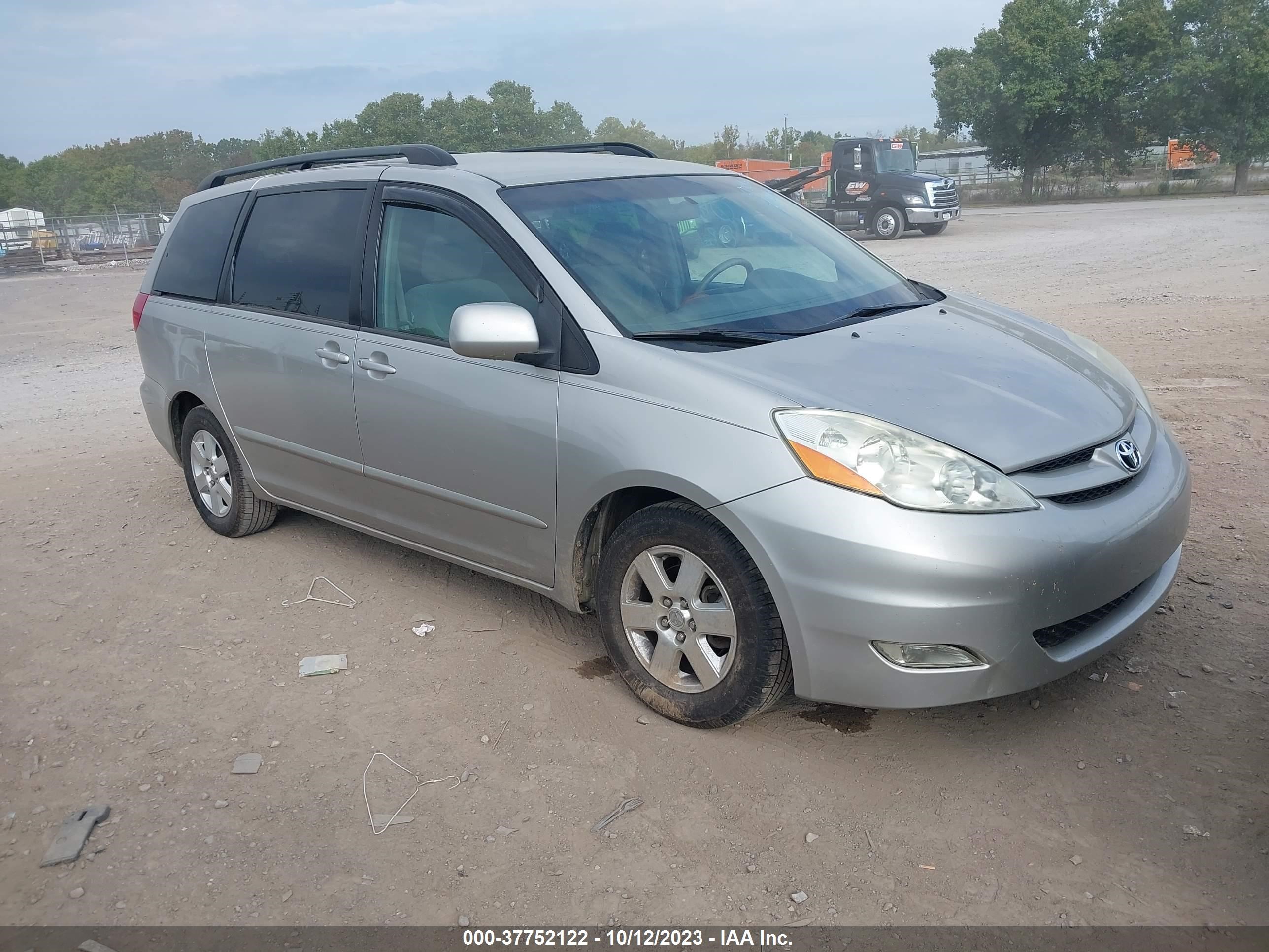 TOYOTA SIENNA 2006 5tdza22cx6s537276