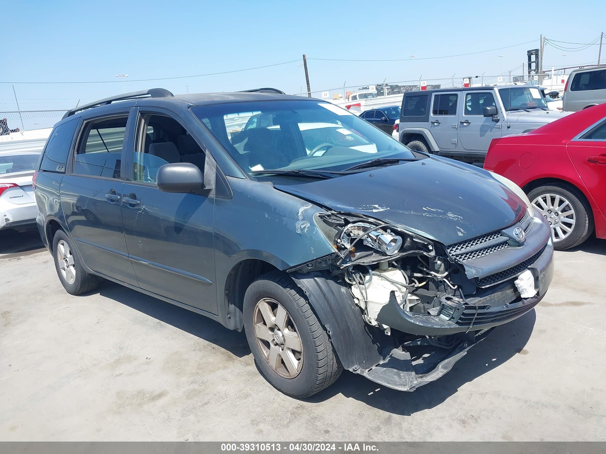 TOYOTA SIENNA 2004 5tdza23c04s111916