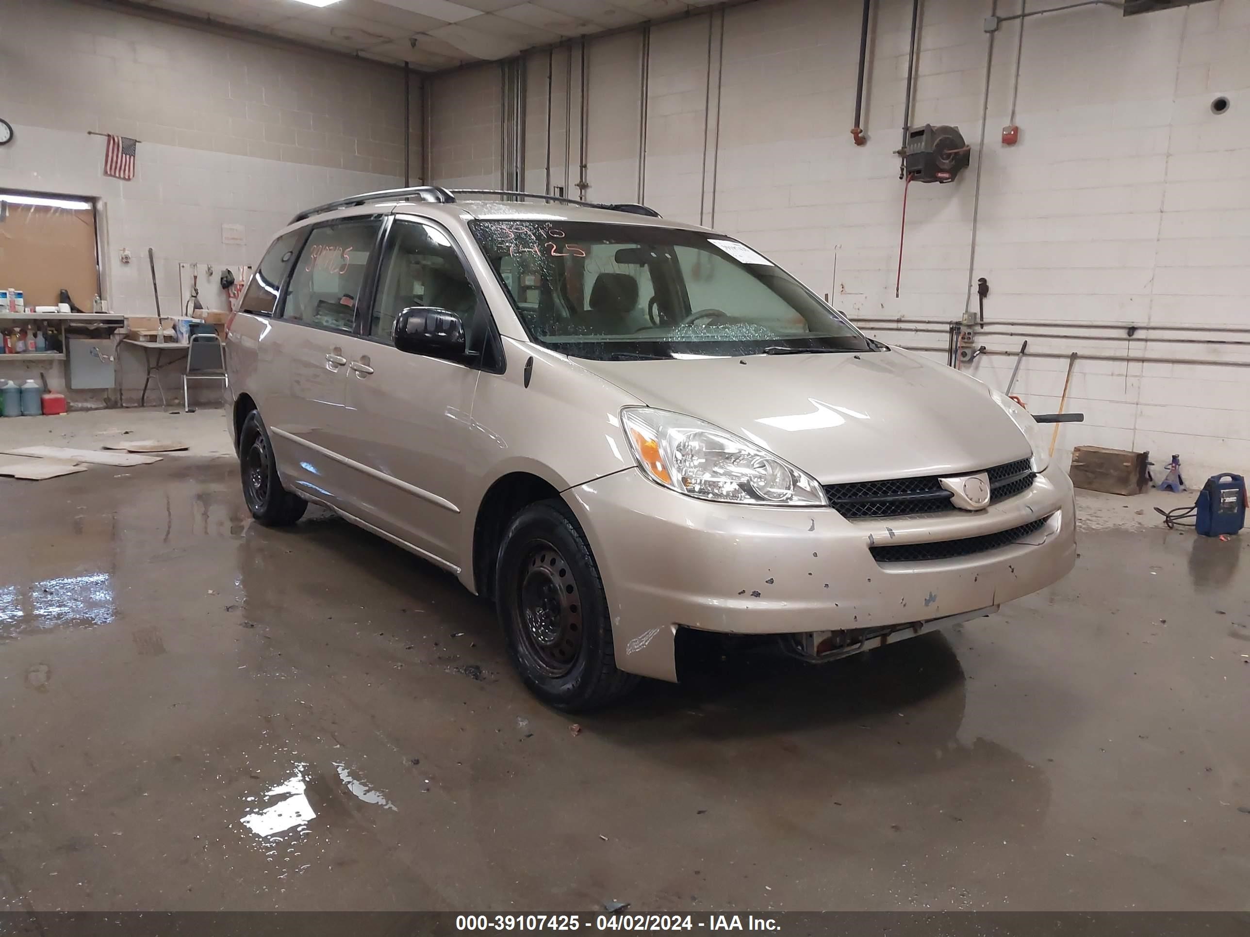 TOYOTA SIENNA 2005 5tdza23c05s335169