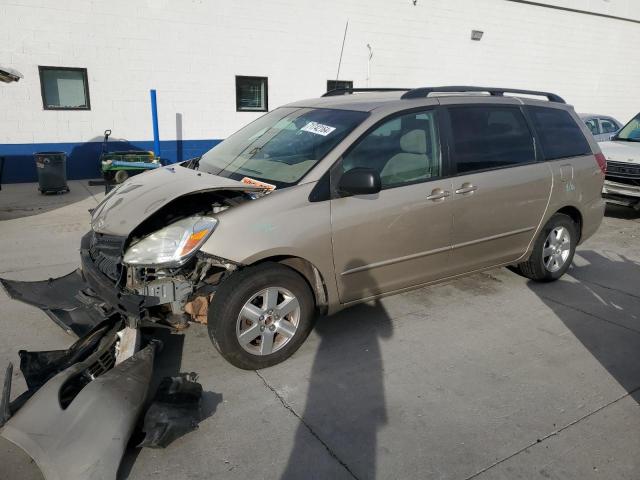 TOYOTA SIENNA CE 2004 5tdza23c14s157366