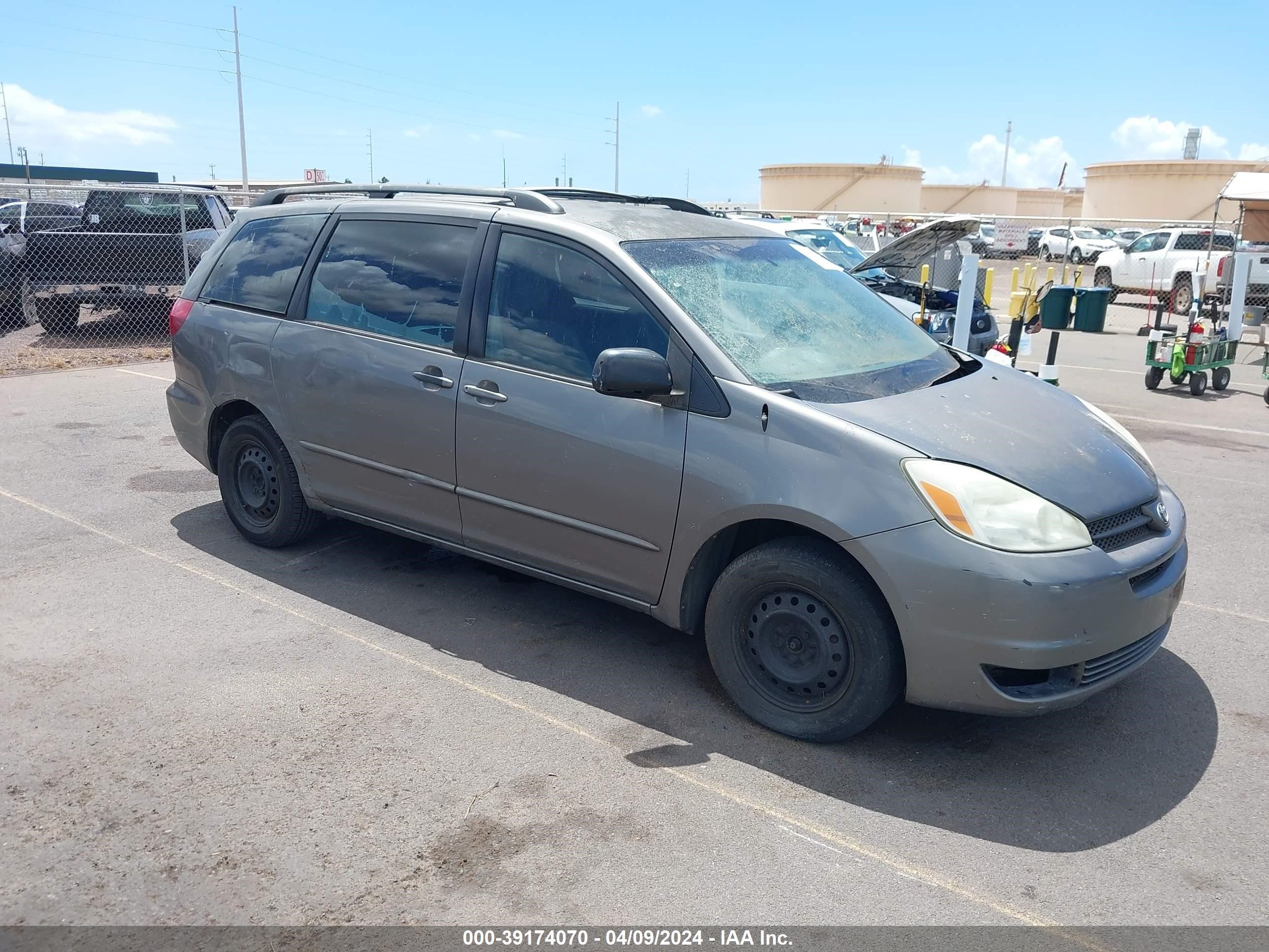 TOYOTA SIENNA 2004 5tdza23c14s185846